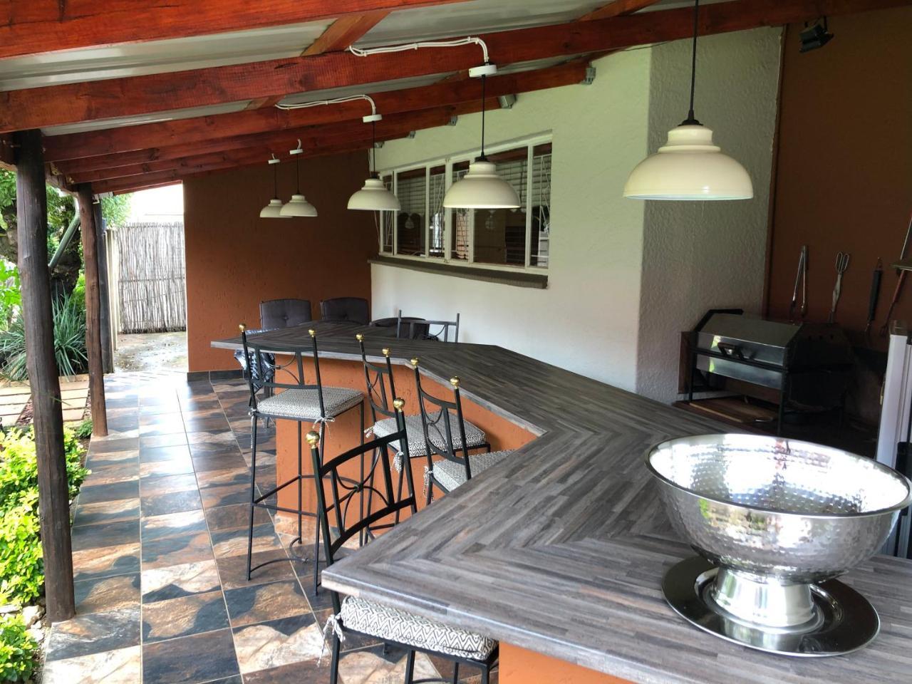 Big "5" Guesthouse Kempton Park Zewnętrze zdjęcie